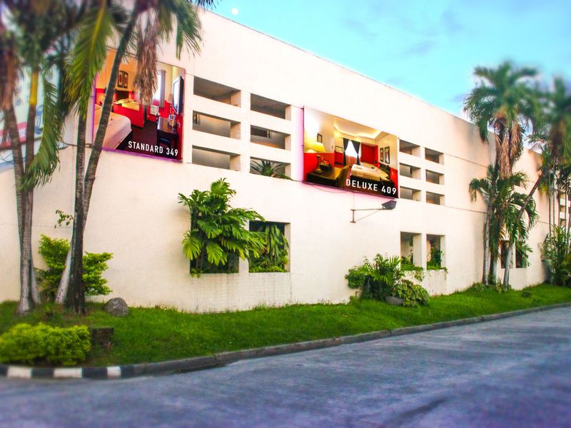 Hotel Photo 1