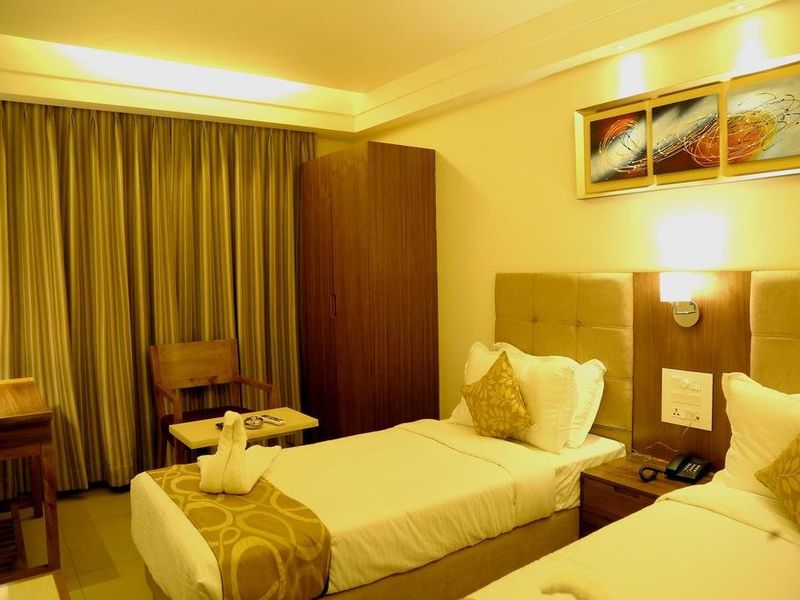 Hotel Photo 1