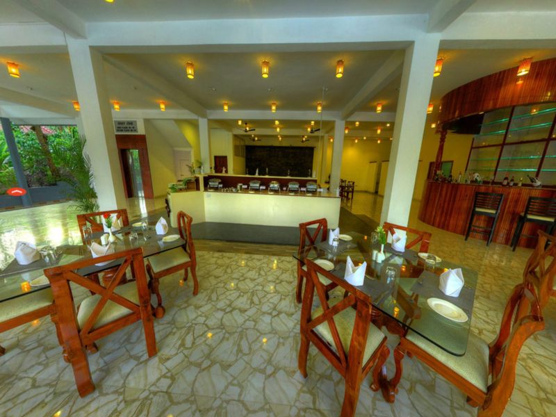 Hotel Photo 8