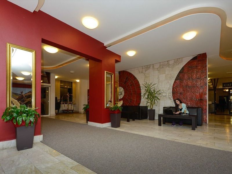 Hotel Photo 16