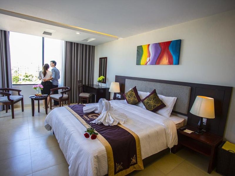 Hotel Photo 6