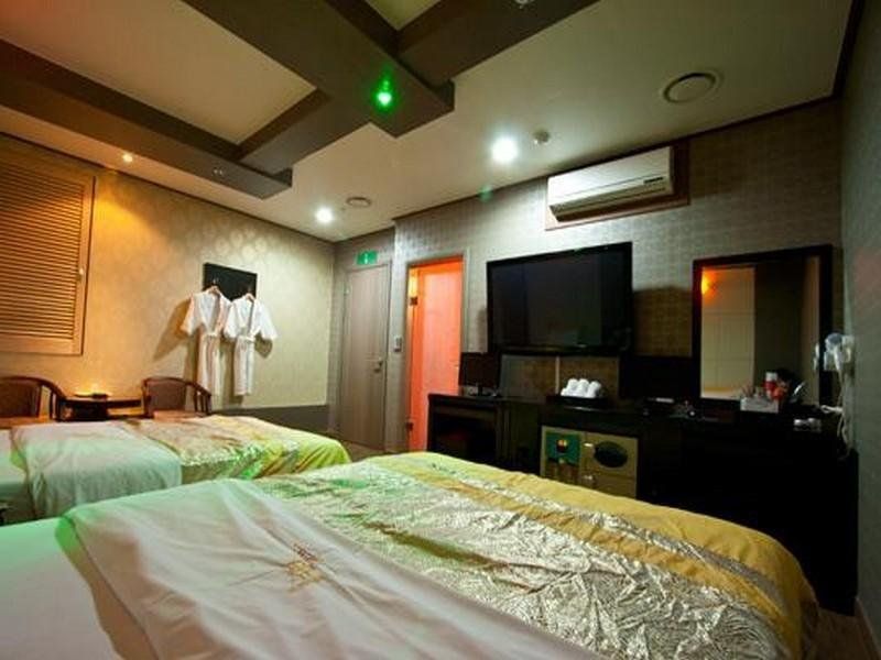 Hotel Photo 3
