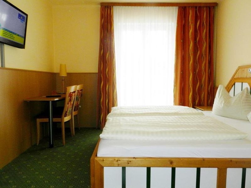 Hotel Photo 1