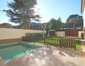 Holiday House Jessica LEscala Spain