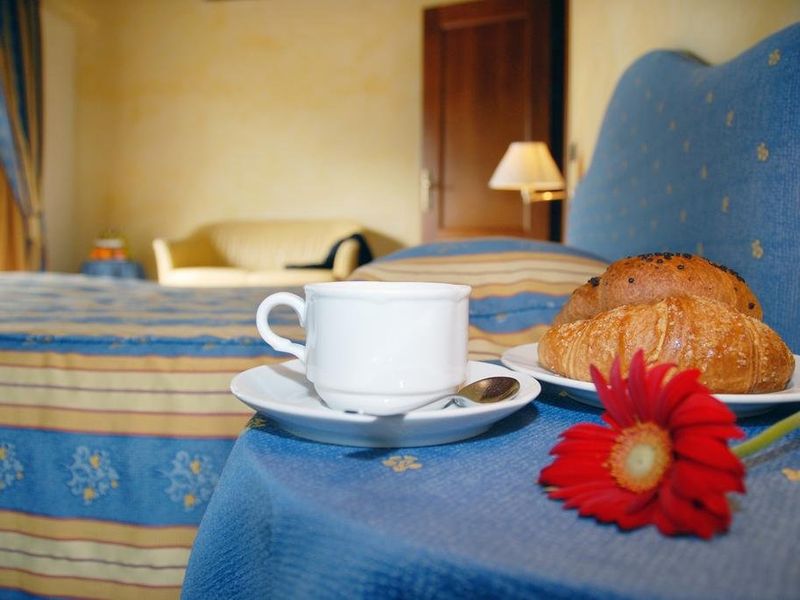 Hotel Photo 3