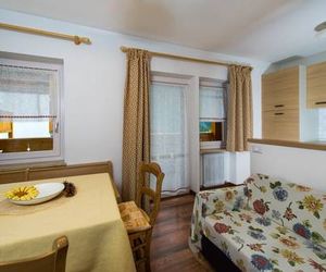 Majon Vajolet - Apartments Luisa Vigo di Fassa Italy