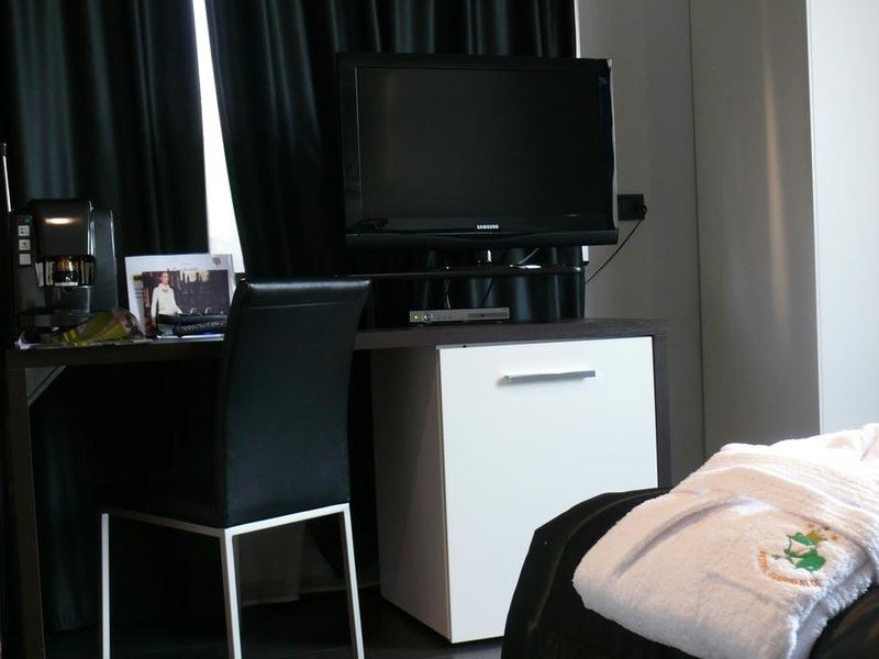 Hotel Photo 9