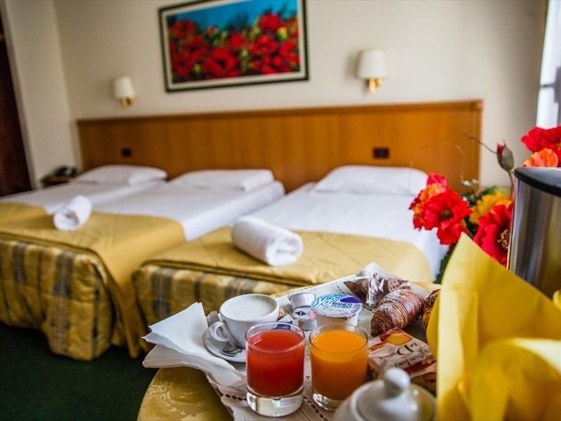 Hotel Photo 8