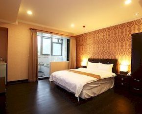 NearBy Hotel