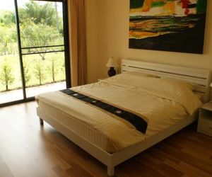 Villa Farang Hang Dong Thailand