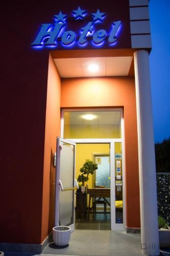 Hotel Photo 15