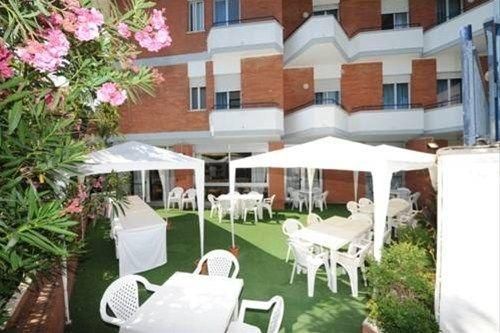 Hotel Photo 11