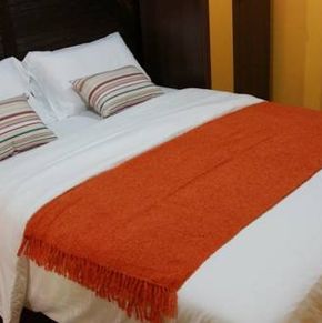 NearBy Hotel