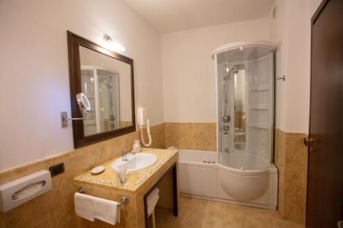 صورة الفندق 8