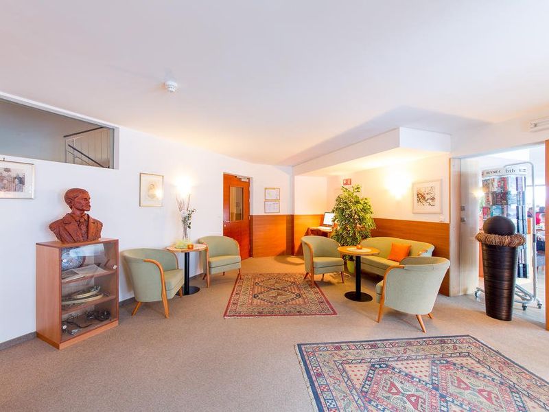 Hotel Photo 9