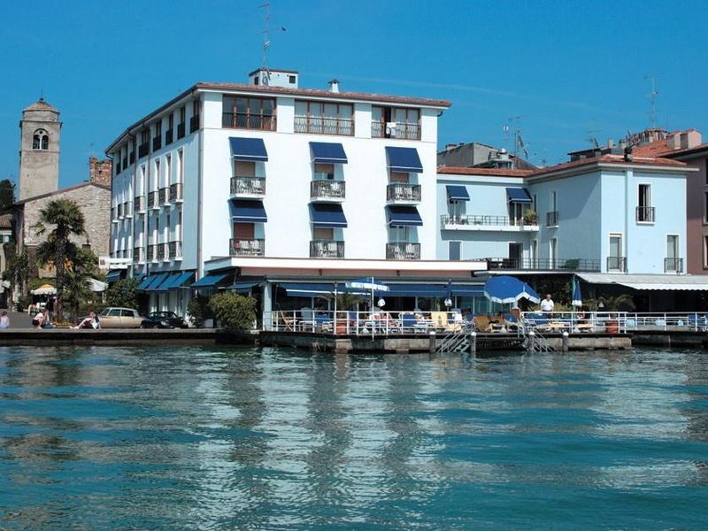 Hotel Photo 23