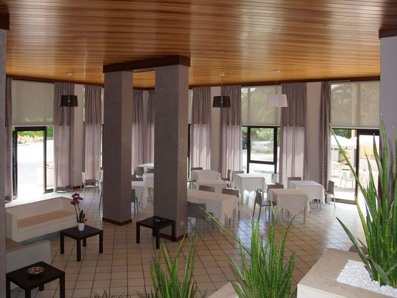 Hotel Photo 11