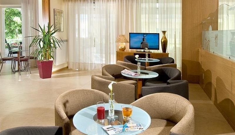 Hotel Photo 5