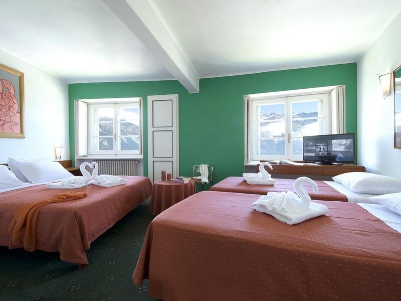 Hotel Photo 1