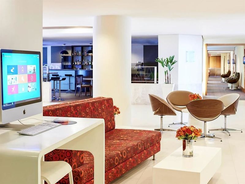 Hotel Photo 6