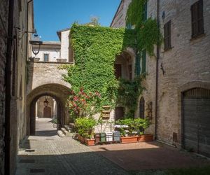 Appartamenti turistici Vicolo S. Chiara Sassoferrato Italy