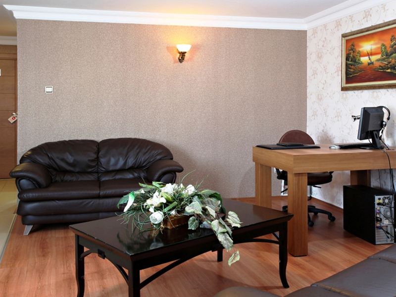 Hotel Photo 9
