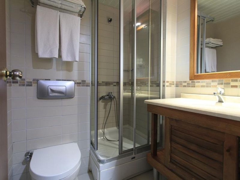 Hotel Photo 8