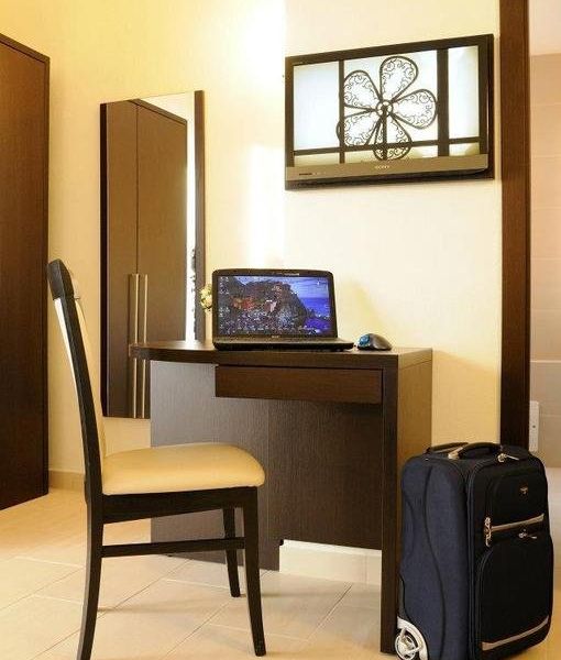 Hotel Photo 6