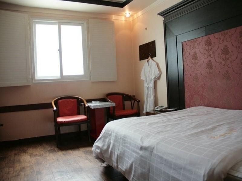 Hotel Photo 8