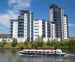 Waterside Apartments Cardiff United Kingdom