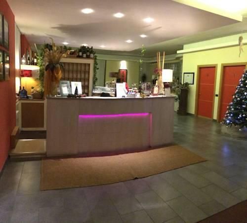 Hotel Photo 12