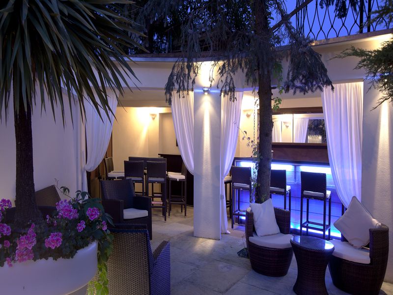 Hotel Photo 6