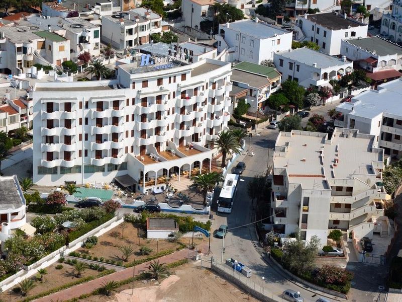 Hotel Photo 1