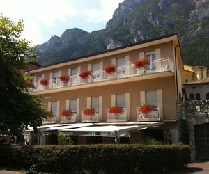 Hotel Giardino Verdi Riva del Garda Italy