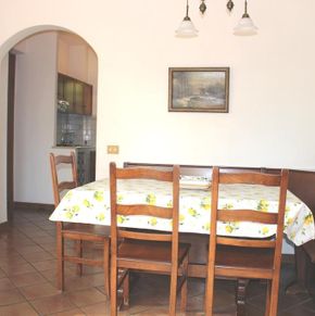 NearBy Hotel