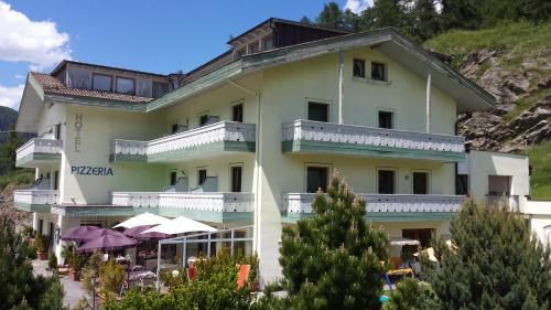Hotel Photo 23