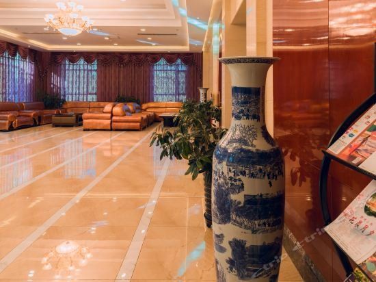 Hotel Photo 8