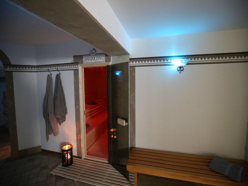 Hotel Photo 12