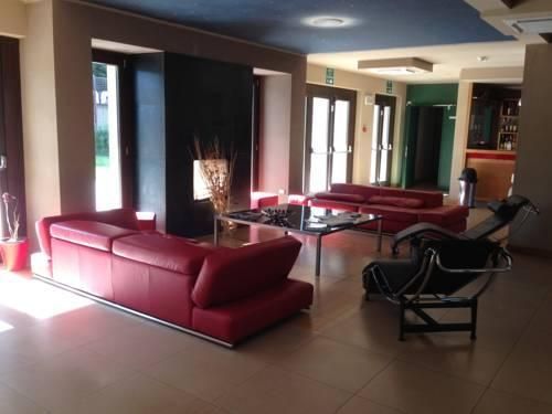 Hotel Photo 6