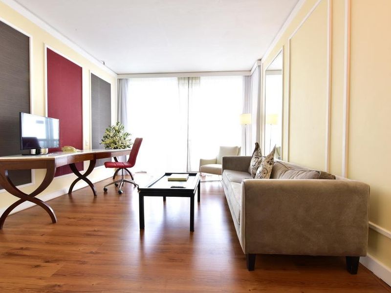 Hotel Photo 5