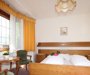 Marchegg Apartments Naturno Italy