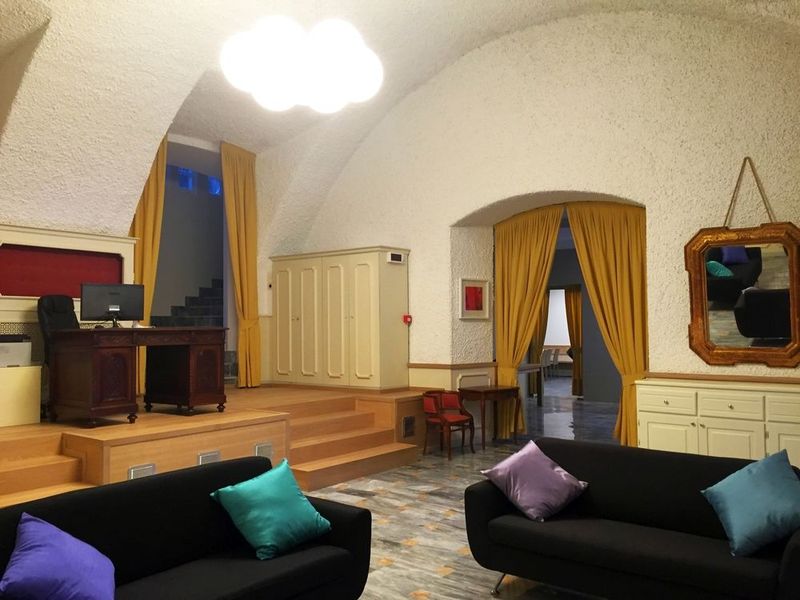 Hotel Photo 9