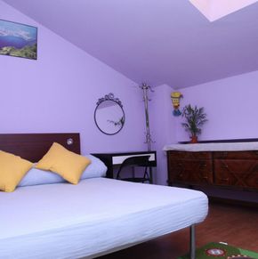 NearBy Hotel