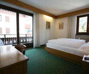 Hotel Garnì Bucaneve Madonna di Campiglio Italy