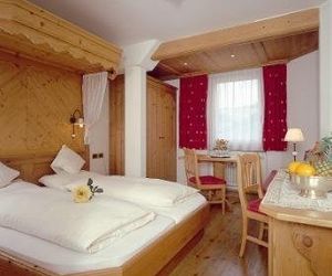 Hotel Rosengarten Madonna di Campiglio Italy