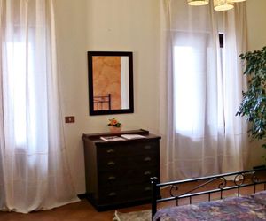 Tuscan Sun Holiday Apartments Lucca Italy