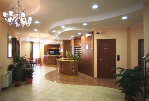Hotel Photo 10