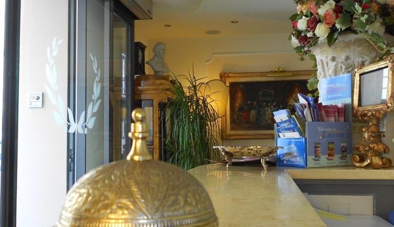 Hotel Photo 8