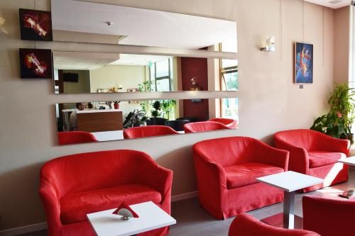 Hotel Photo 9