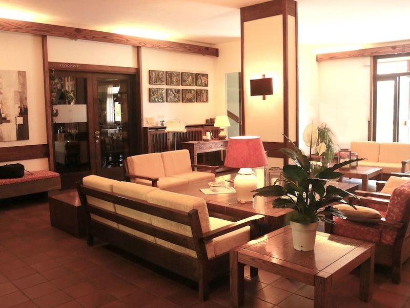 Hotel Photo 8